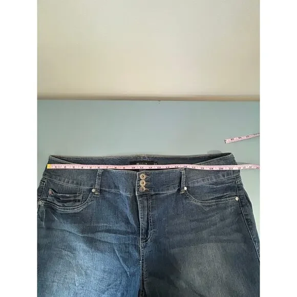 Torrid jeans womens 26 dark wash cropped - Picture 5 of 6